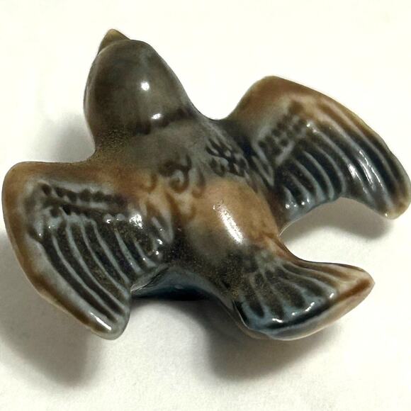 Wades Whimsies England Flying Bluebird Whimsey - Picture 4 of 6